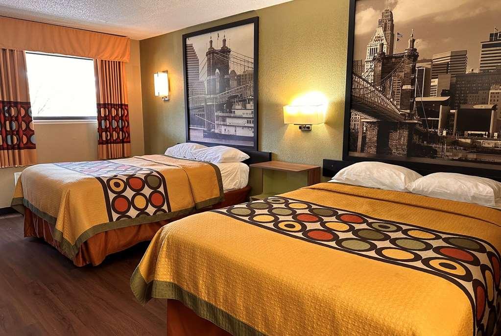 Super 8 By Wyndham Cincinnati-Springdale Oh Rum bild