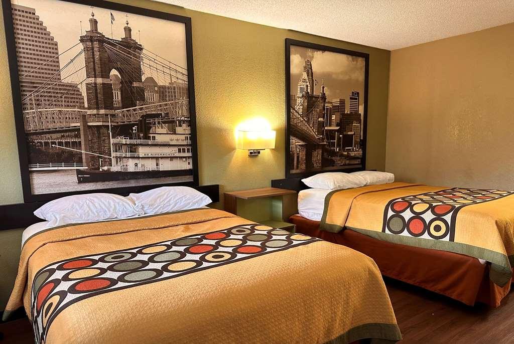 Super 8 By Wyndham Cincinnati-Springdale Oh Rum bild
